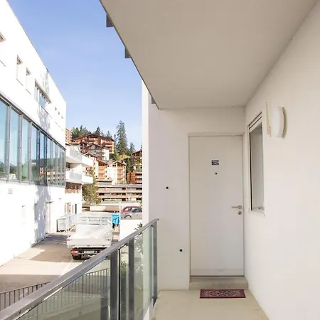 Viktoria B32 By Apartment *