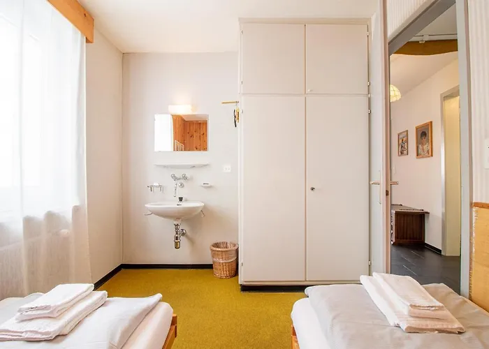 Viktoria B32 By Arosa