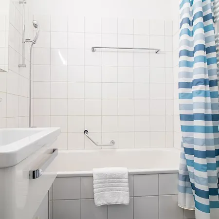 Apartamento Viktoria B32 By