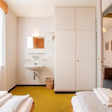 Viktoria B32 By Arosa